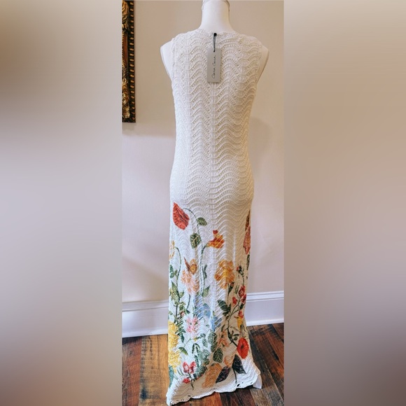 Cara Cara Cream Floral Midi Dress - Picture 3 of 8